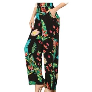 Boutique tropical print wide leg pants size medium